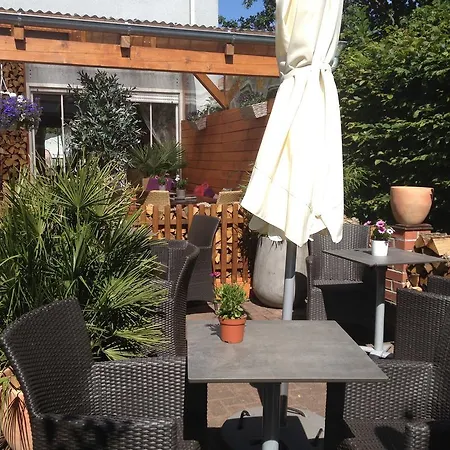 Am Bergl Hotel 3*